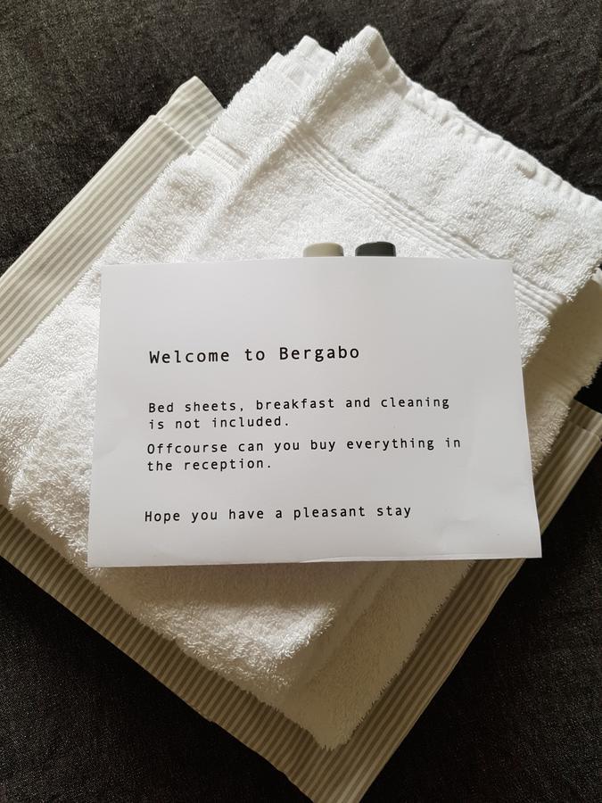 Bergabo Hotell & Konferens Rönnäng Esterno foto