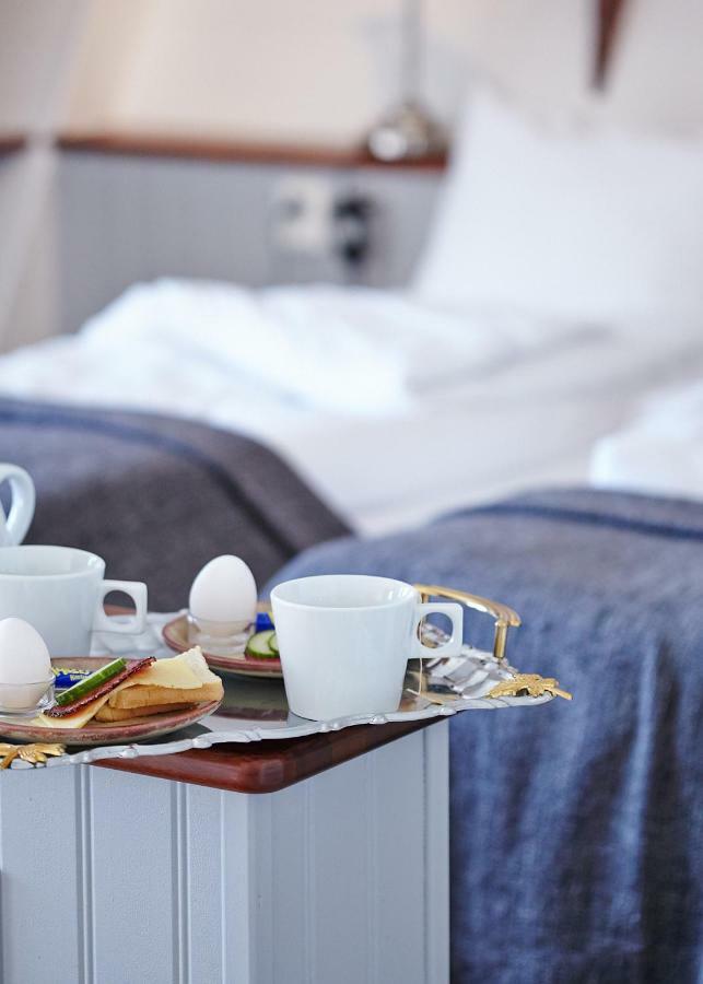 Bergabo Hotell & Konferens Rönnäng Esterno foto